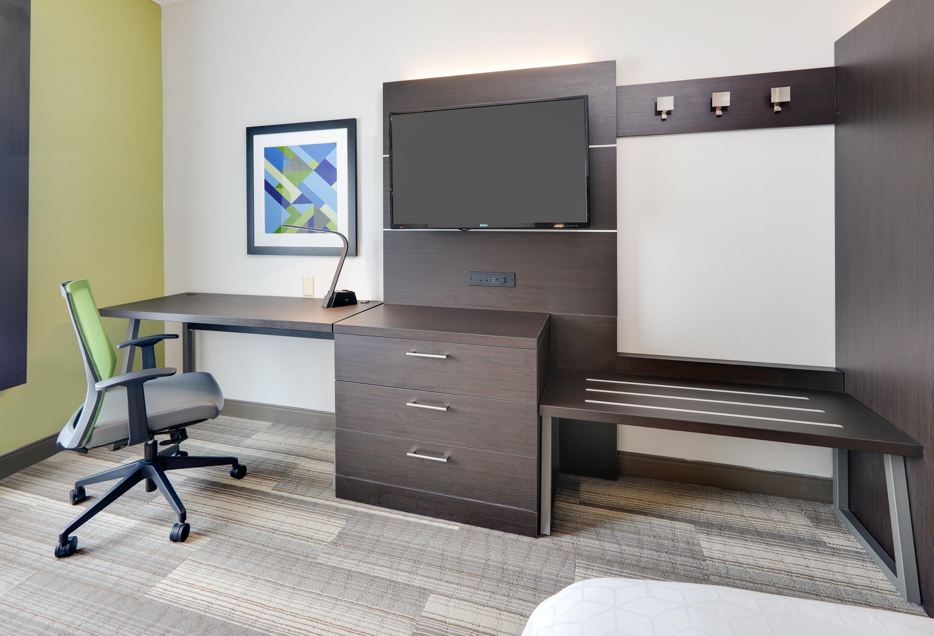 Holiday Inn Express Hotel & Suites Dublin By Ihg Екстериор снимка