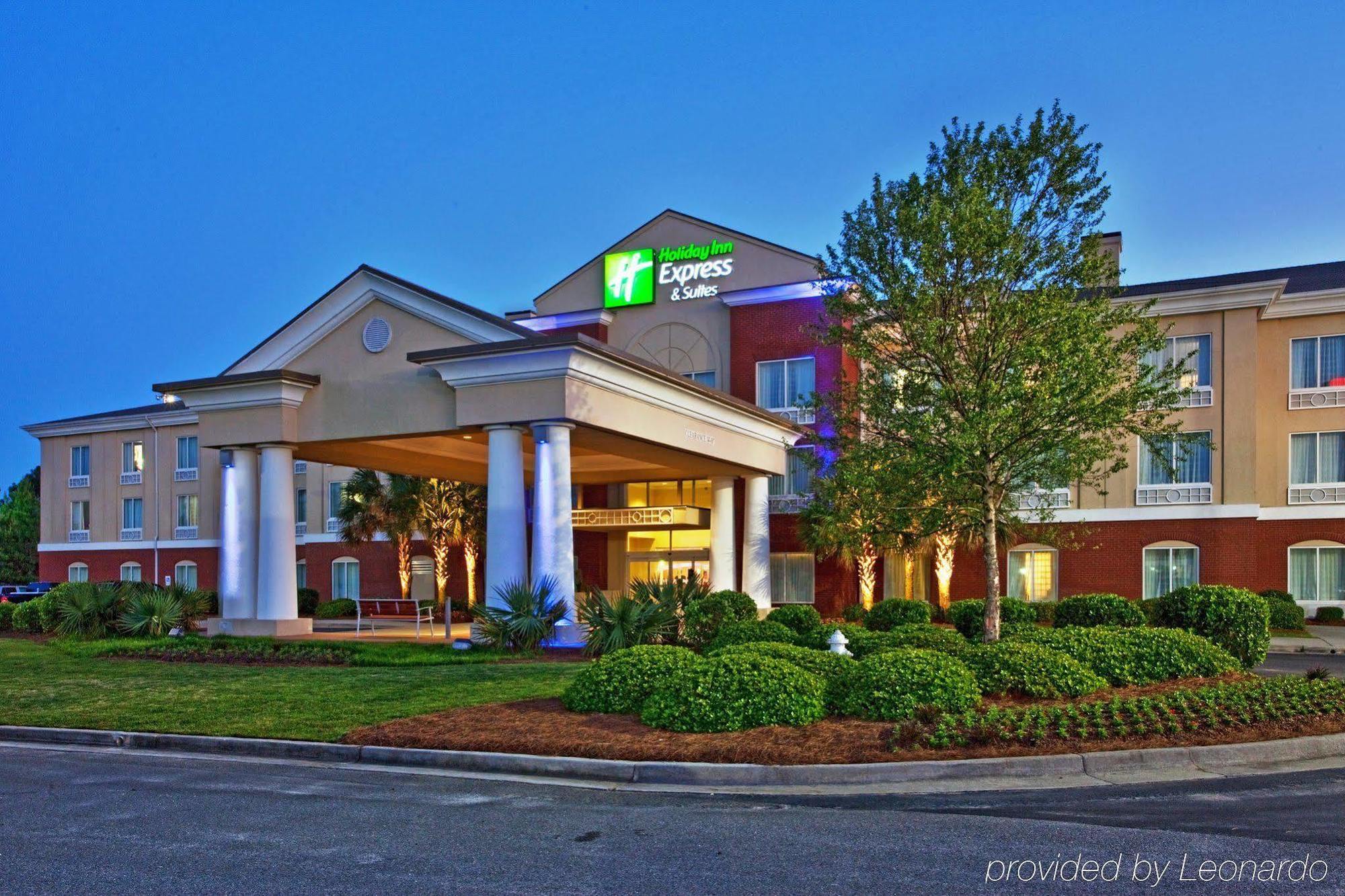 Holiday Inn Express Hotel & Suites Dublin By Ihg Екстериор снимка